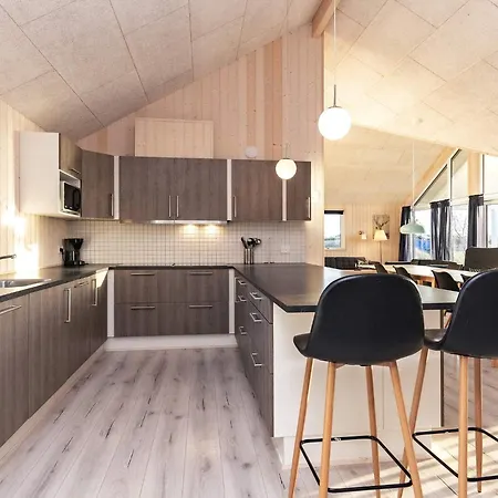 22 Person In Holiday home Jerup
