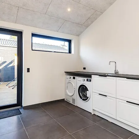 Vakantiehuis 22 Person In Jerup