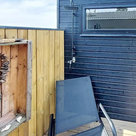 22 Person In Vakantiehuis