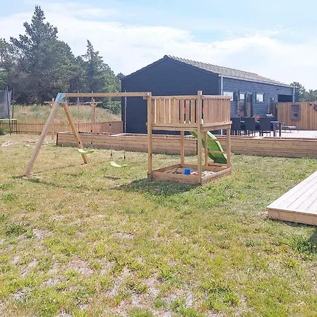 22 Person In 別荘 Jerup